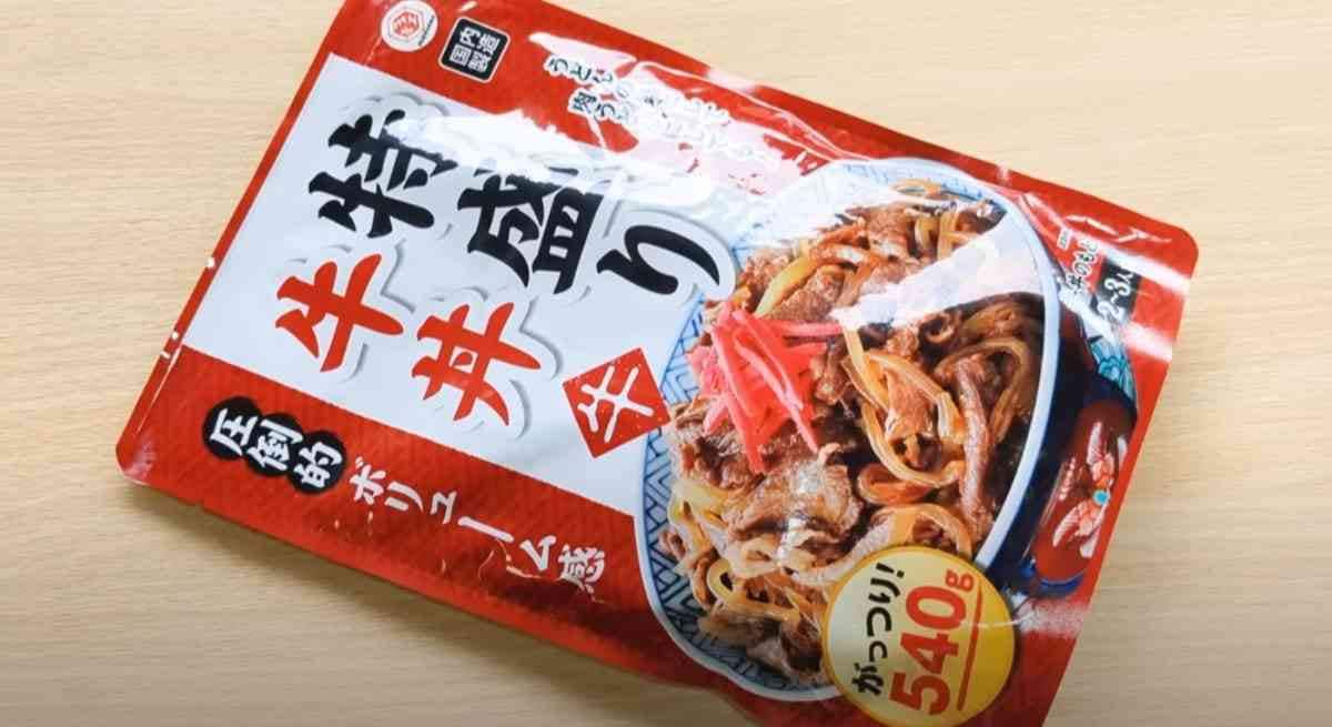 【業務スーパー】の「特盛牛丼」はアレンジ自在！マニアが作っている簡単レシピをご紹介《3選》
