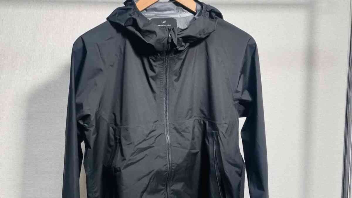 【ワークマン】のレインコートで自転車におすすめは？耐水バズライトジャケットは蒸れにくいから夏の雨の日に◎