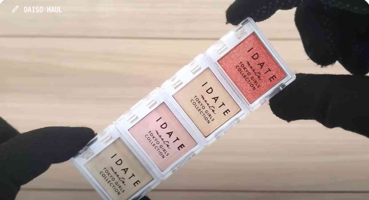 【ダイソーコスメ】「カスタムマルチパレット」は100均アイシャドーに見えない！カスタムができて超便利◎