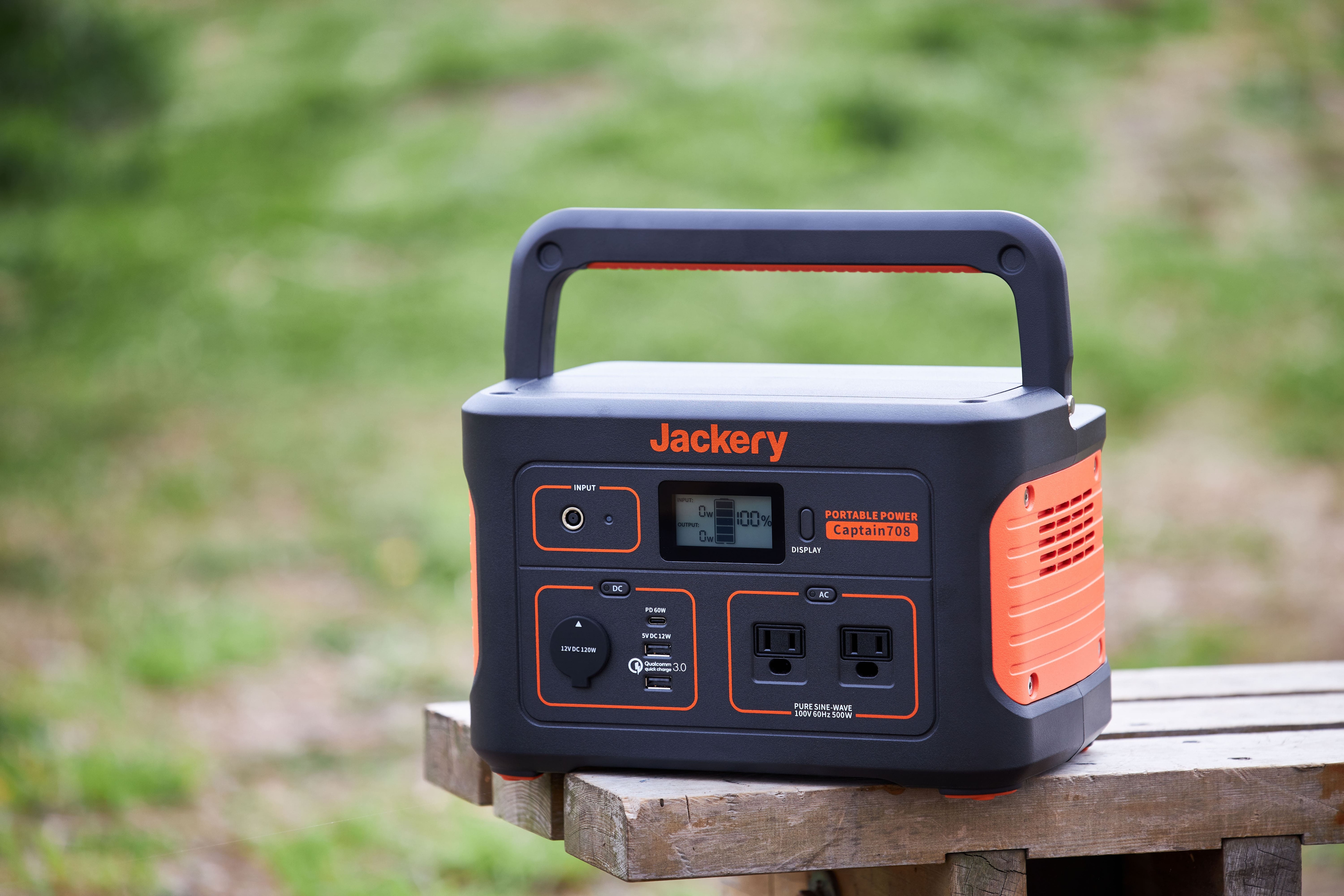 Jackeryポータブル電源708