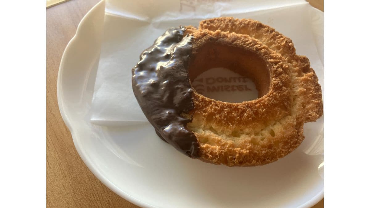 ミスドの「チョコファッション」は大定番のドーナッツ！冷凍すると美味しくなるカスタマイズも