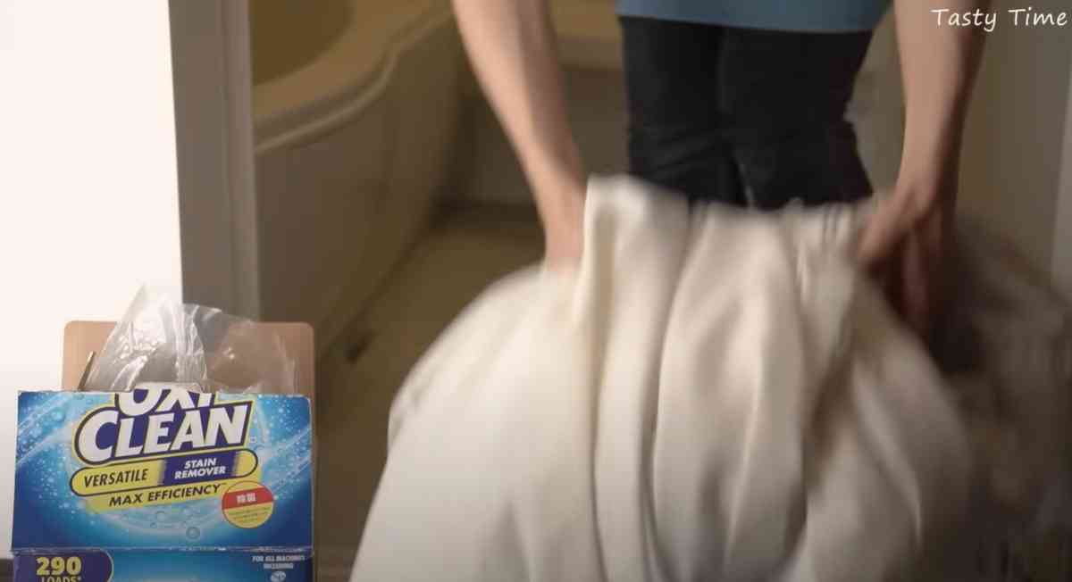 コストコの「オキシクリーン」でカーテンを洗う方法