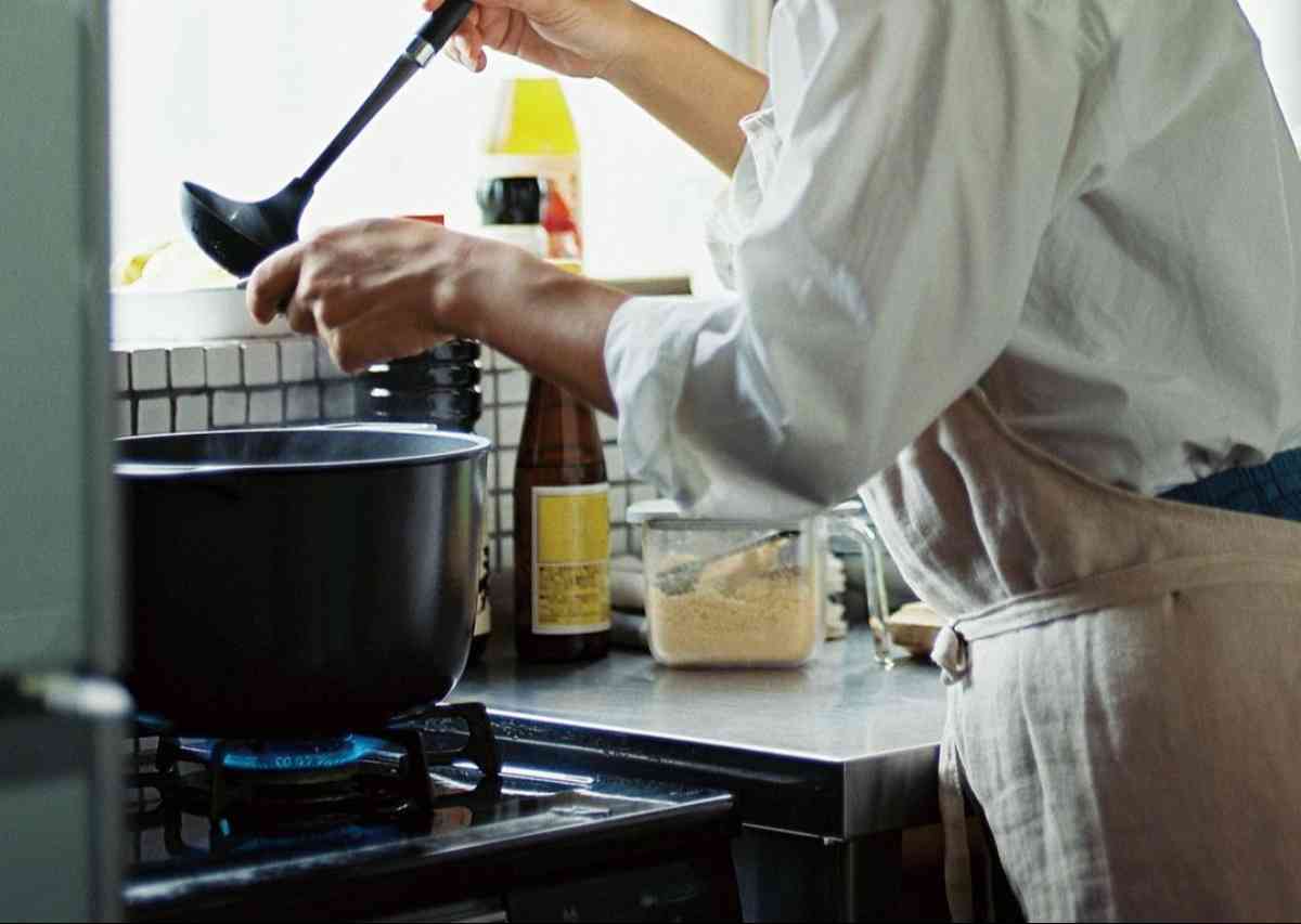 「味わい鍋」で煮物をする