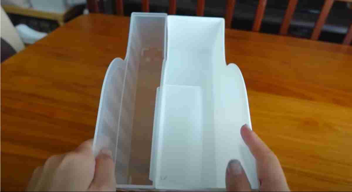 セリアの「ファイルボックスにかけられるワイドポケット」で連結したファイルボックス