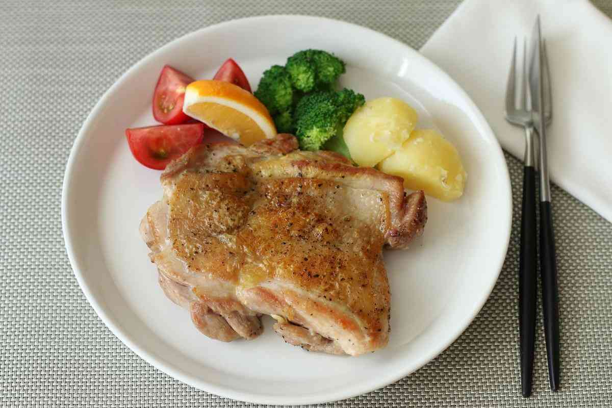 阿波尾鶏のチキンソテー