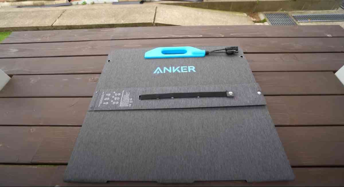 Anker Solix PS100 Portable Solar Panel