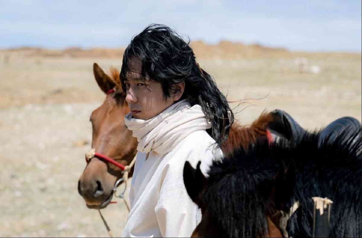 アイドル出身の「演技が上手い俳優ランキング」TOP10！1位は『VIVANT』でも注目の二宮和也！2位以下は？