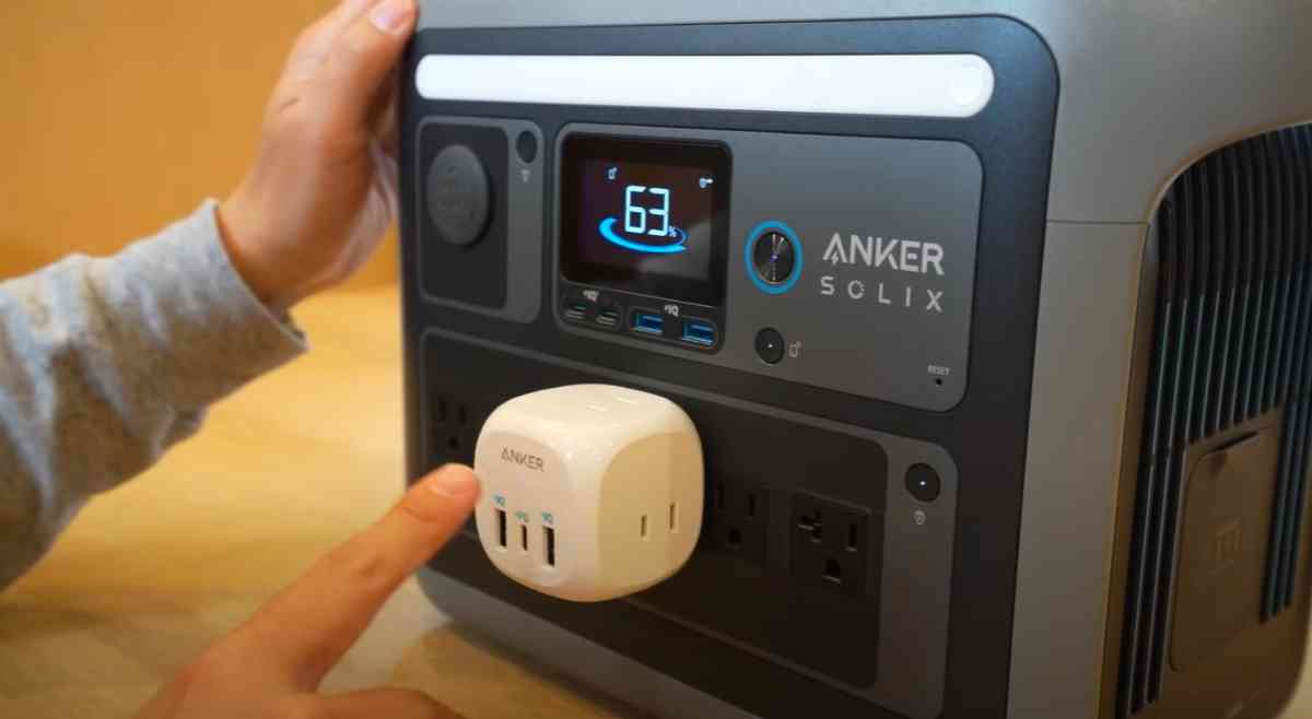 「Anker PowerExtend (6-in-1)」