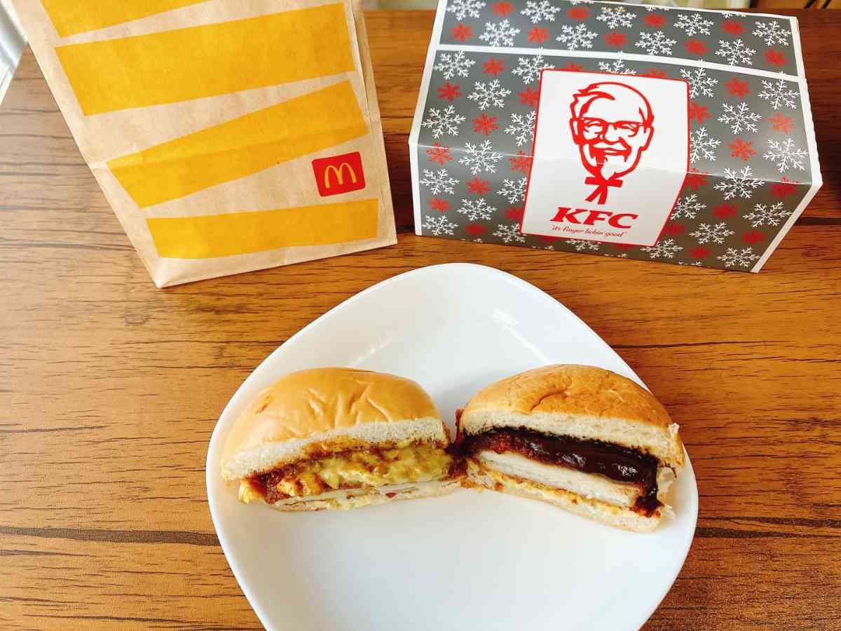 マックの「濃厚デミ&タルタルグラコロ」KFC「デミカツバーガー」