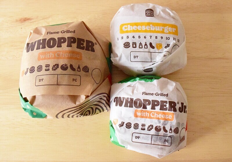 ハンバーガーの約1.4倍【バーガーキング】「ワッパー」とは？ 他バーガーのサイズと徹底比較！