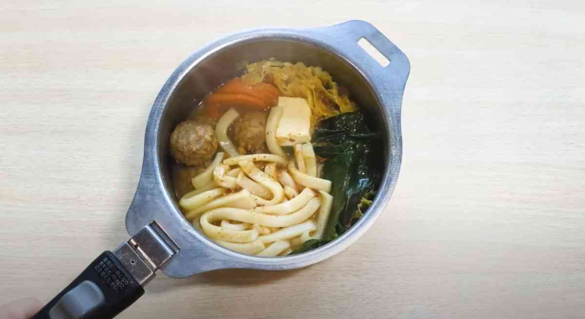 業務スーパーの「ごろごろ野菜の大盛カレー」