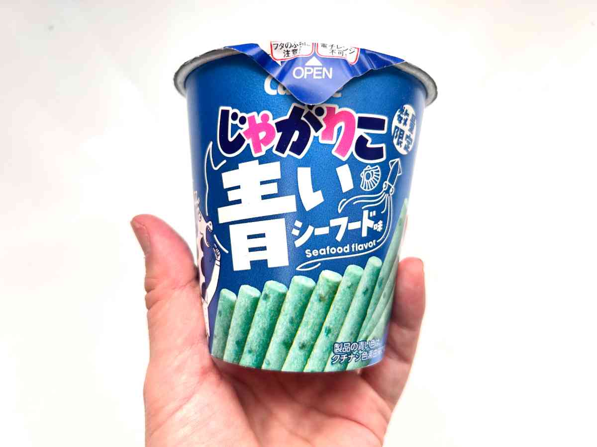 カルビー 青いじゃがりこシーフード味