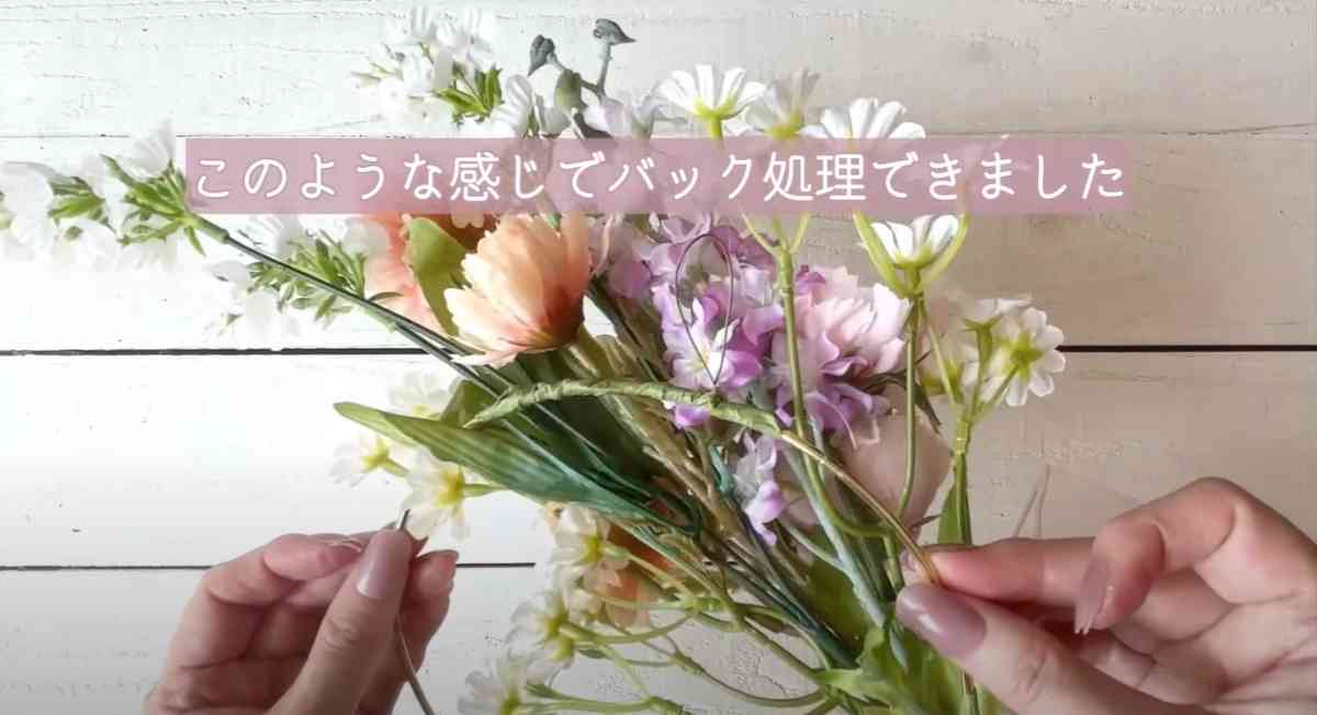 セリア・ダイソーの造花で母の日ギフト作り