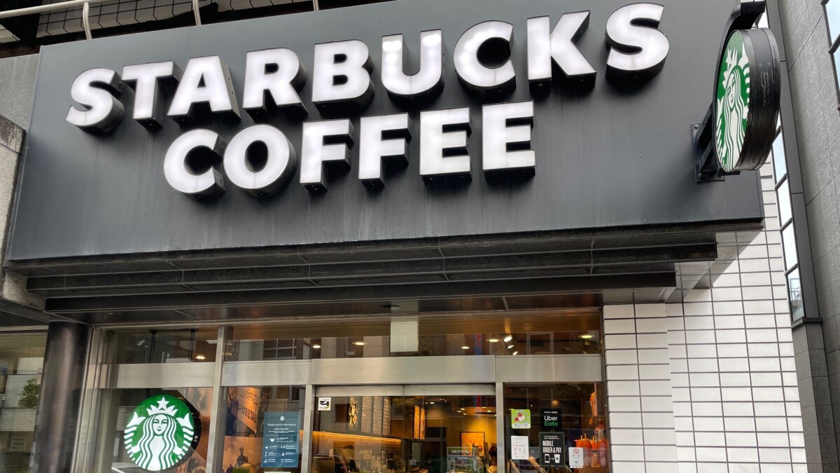 スタバの人気裏メニュー「ホワイトチョコレート」とは？気になる注文方法やおすすめカスタムを紹介！