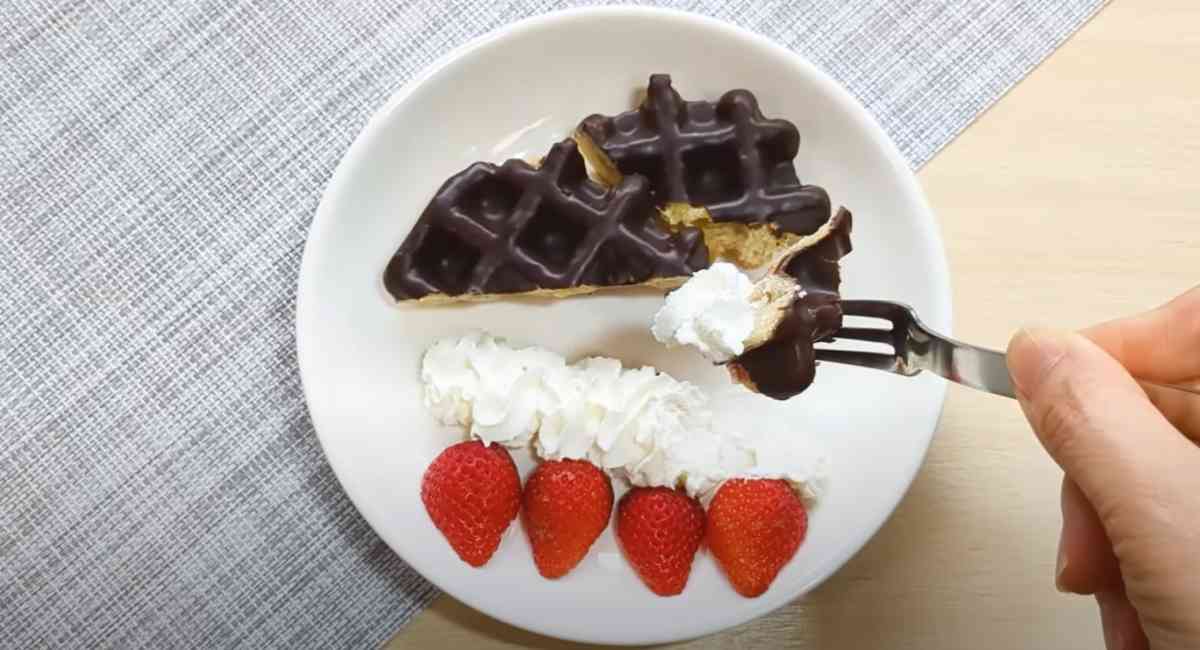 業務スーパーの「ベルギーワッフル チョコレート」