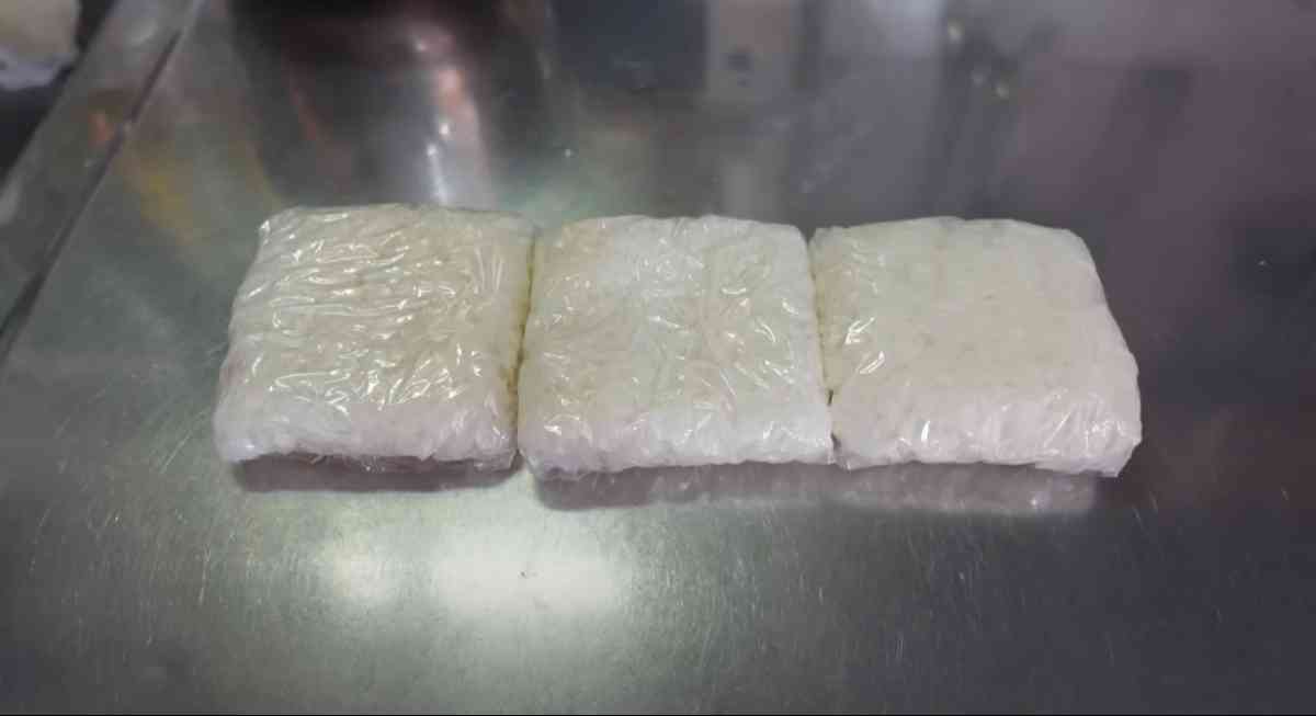 ダイソーの「らくらくラップご飯」