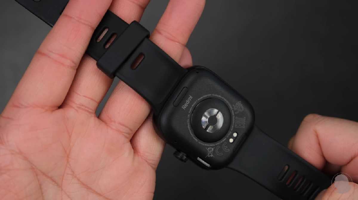 「Xiaomi Redmi Watch 4」レビュー!ベルトの取り外しも簡単
