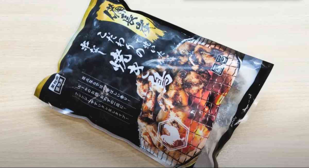 業務スーパーの「備長炭で焼いたこだわりの串なし焼き鳥」