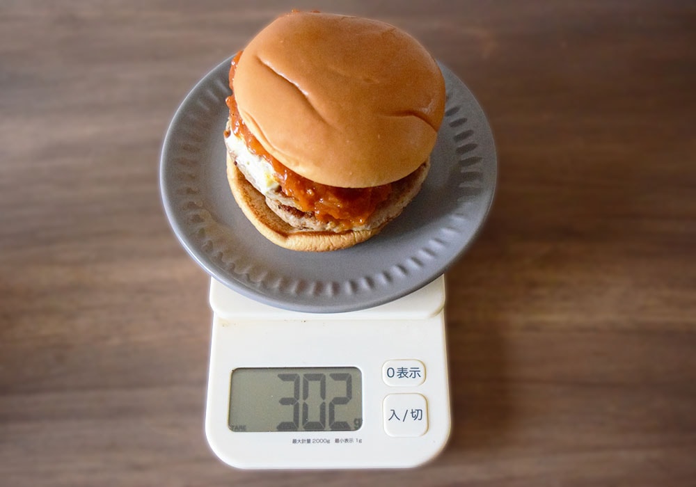 お皿の重さを抜いた重量は302gです。