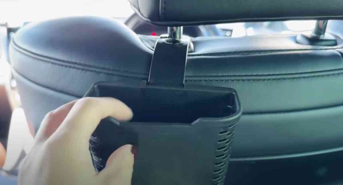 セリアの「ヘッドレス用ポケット」