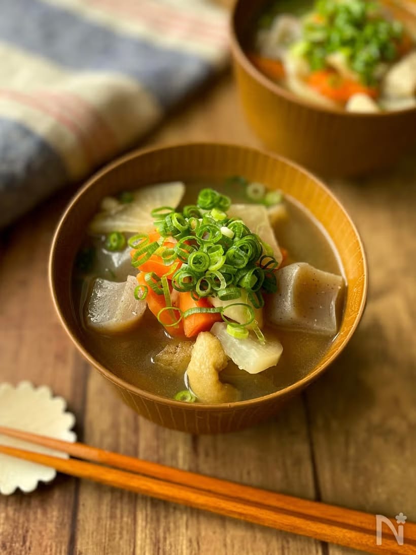 具だくさんで食べ応え満点！「けんちん汁」