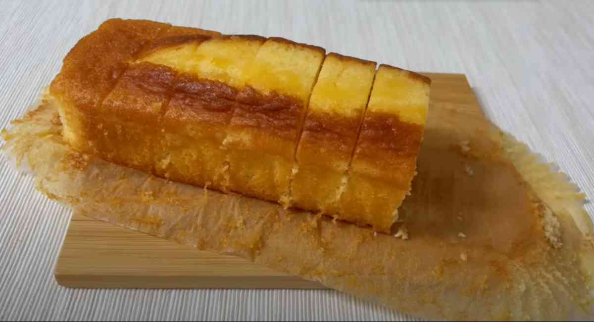 業務スーパーの「パウンドケーキ(プレーン)」