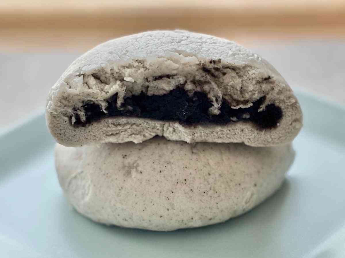 ローソンの「ごまあんまん」