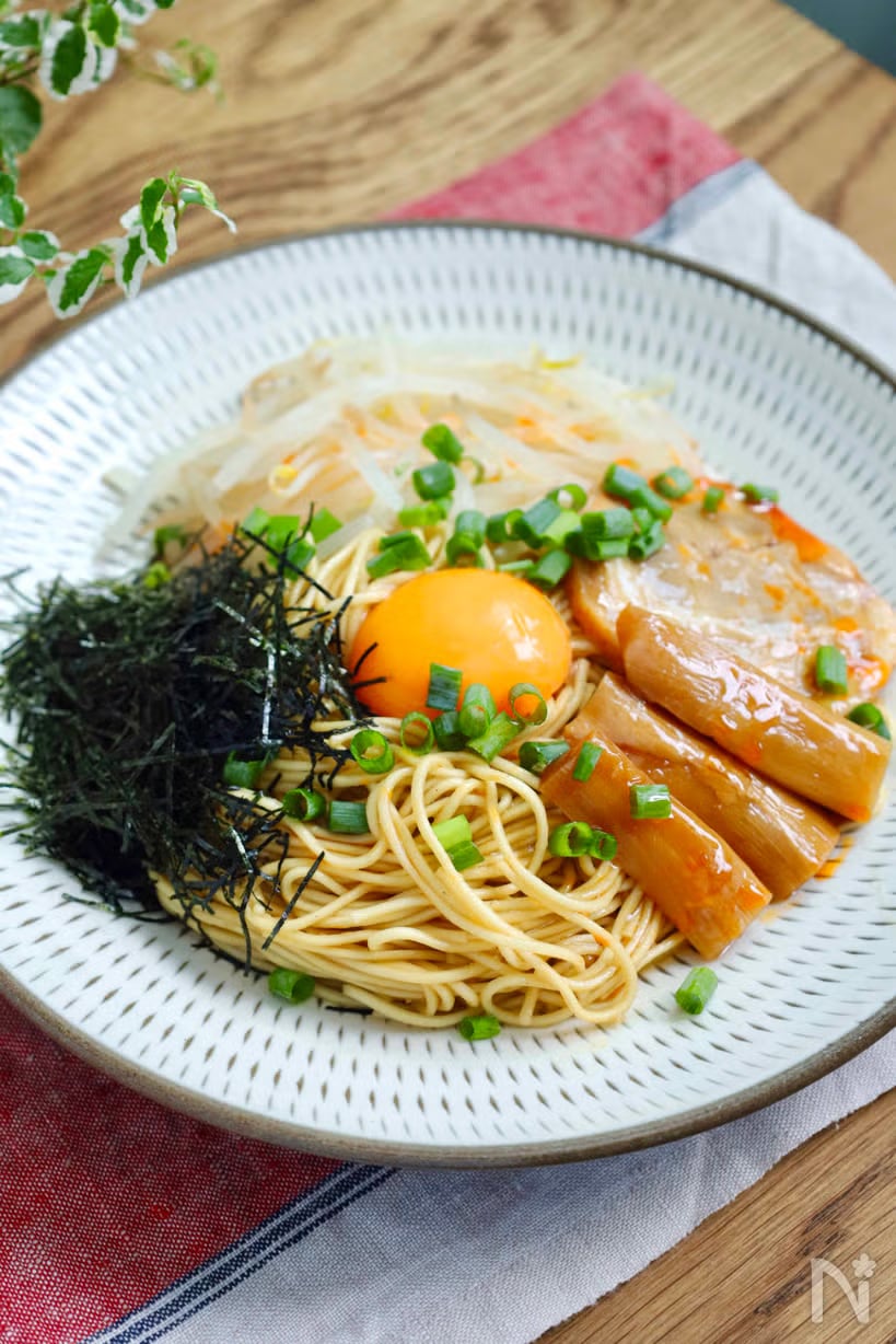 こってり濃厚を欲してるならコレ！ ガツンと旨い「にんにく香る油そば」