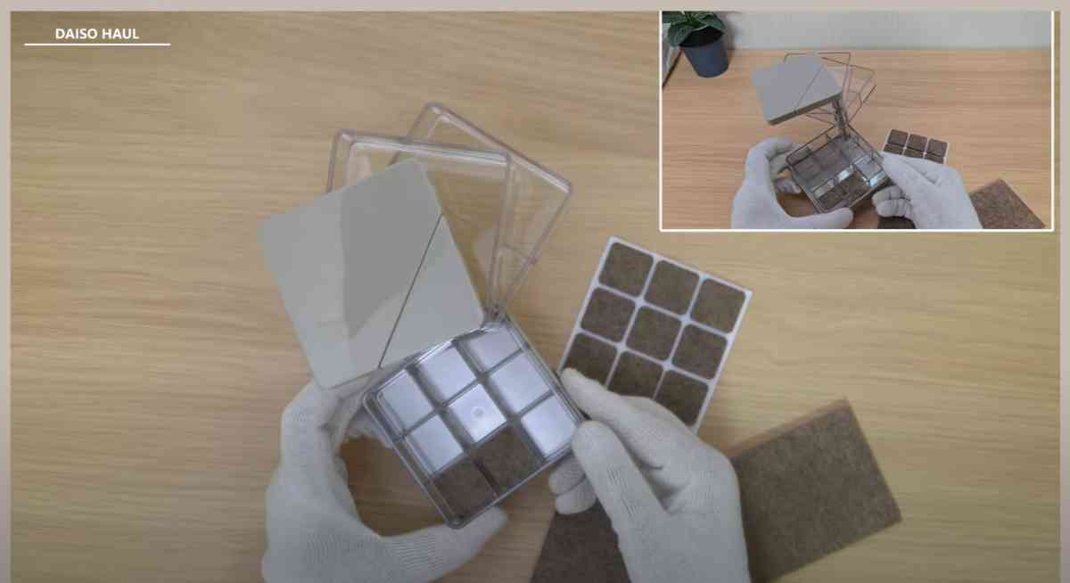 ダイソーの「アクセサリー収納ケース(3段タイプ)」
