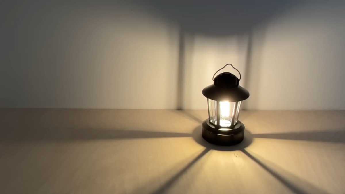 ダイソー「LEDランタン ノスタ」は点灯すると雰囲気抜群