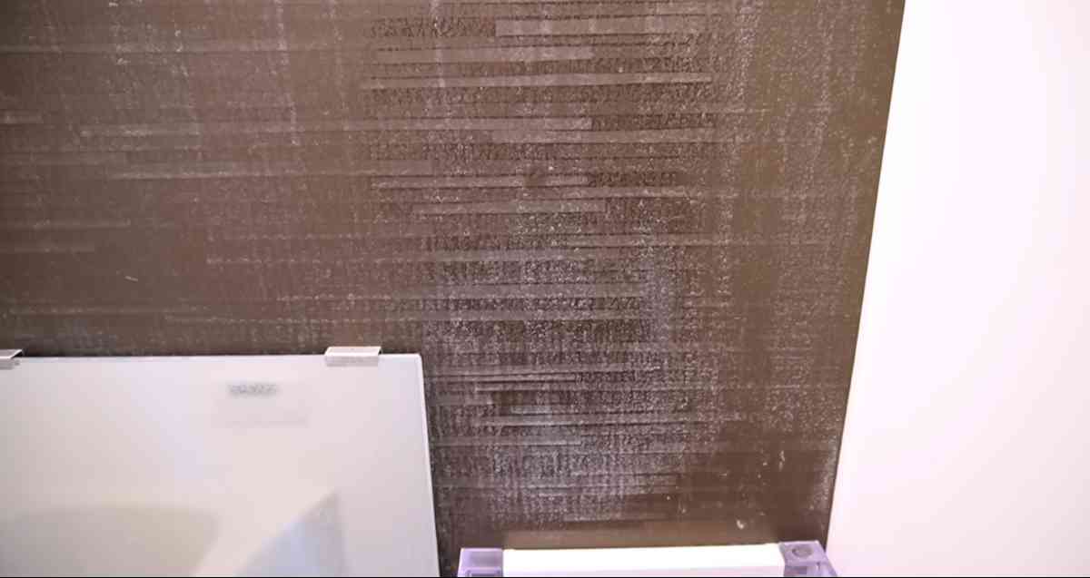 浴室の水垢掃除