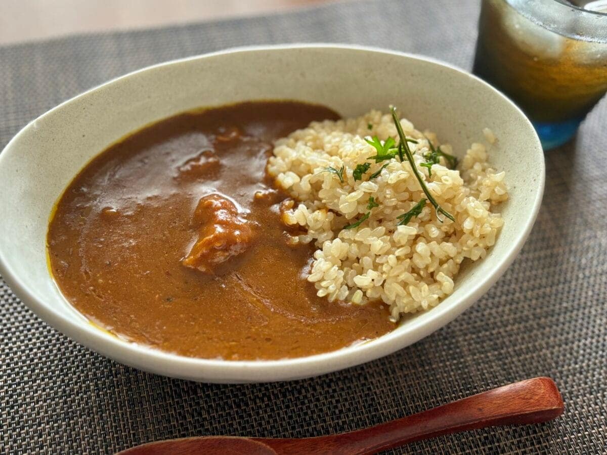 MUJIカレー総選挙ダントツ1位!本格派「焙煎スパイスのごろり牛肉カレー」