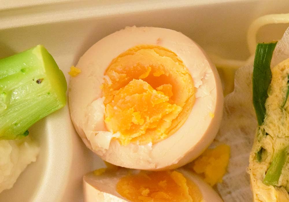 ほどよく醤油ベースの味がついており、ごはんが進みます