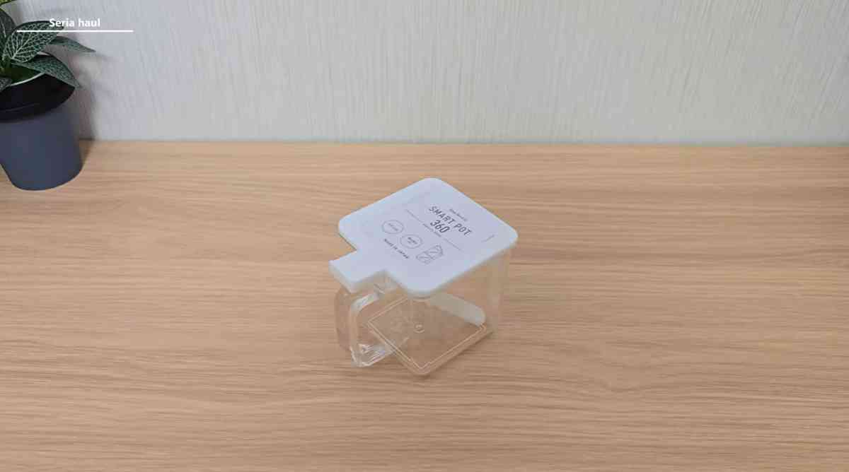 セリアの「スマートポット360（スプーン付）」