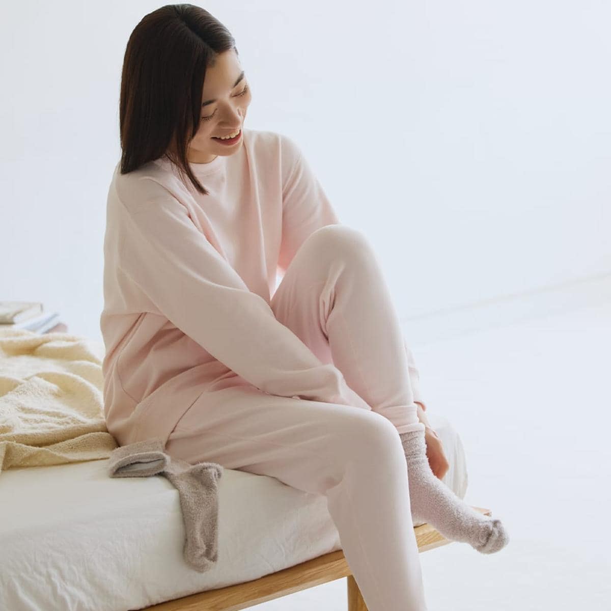 ワークマン「レディースメディヒール(R)休足ケアルームソックス」