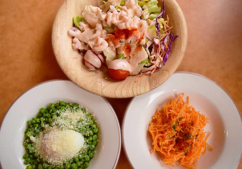 合計750円で満腹サラダにアレンジする方法