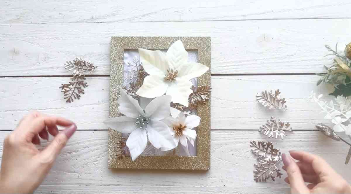 ダイソー┃クリスマスフレームアレンジ