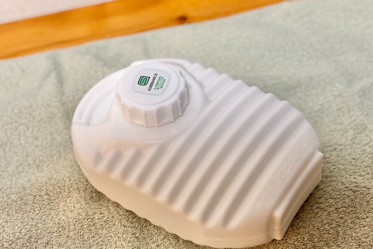 ダイソー「湯たんぽ（610ml）」