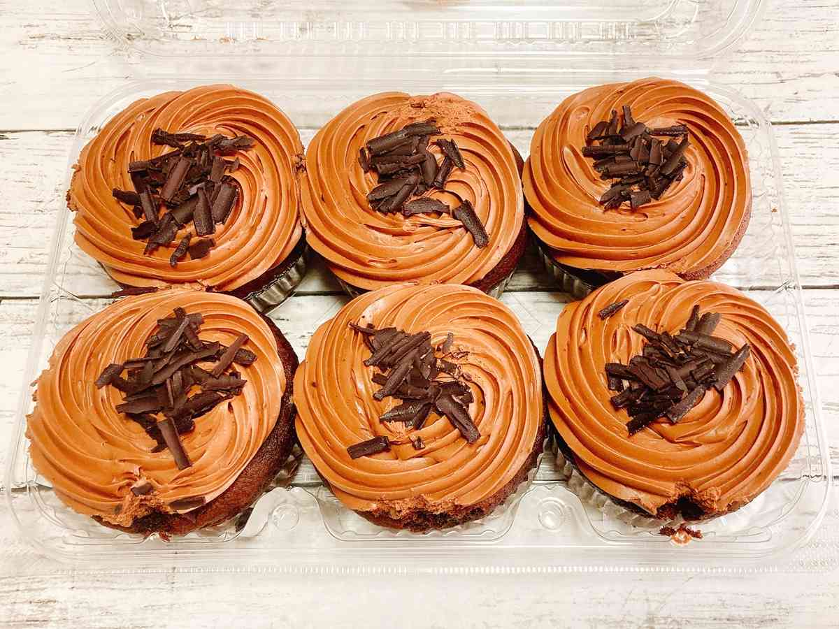 コストコ「ミニオールアメリカンケーキ」6個入り998円（税込／購入時）