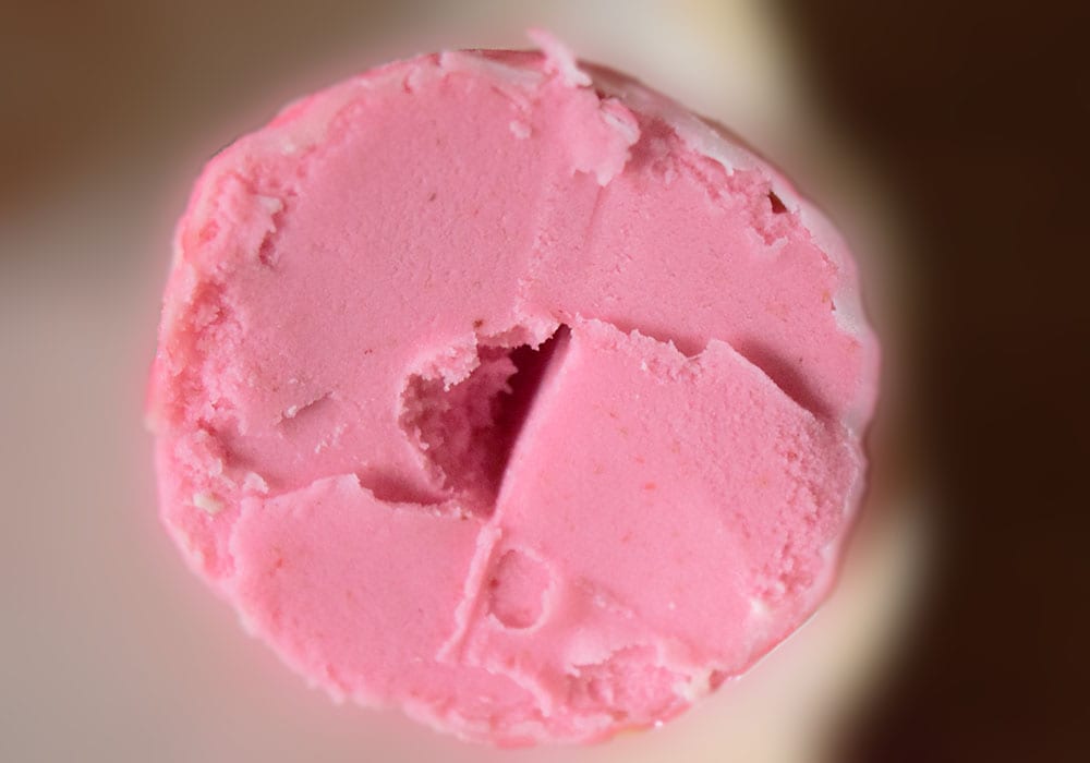 イチゴの甘みを主体とした味わい