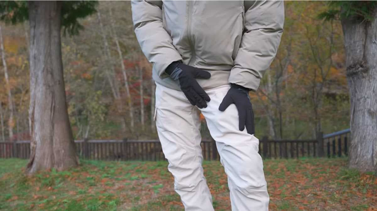 ワークマン「エックスシェルター(R)断熱βライトウォームストレッチパンツ」は冬の日常使いにおすすめ