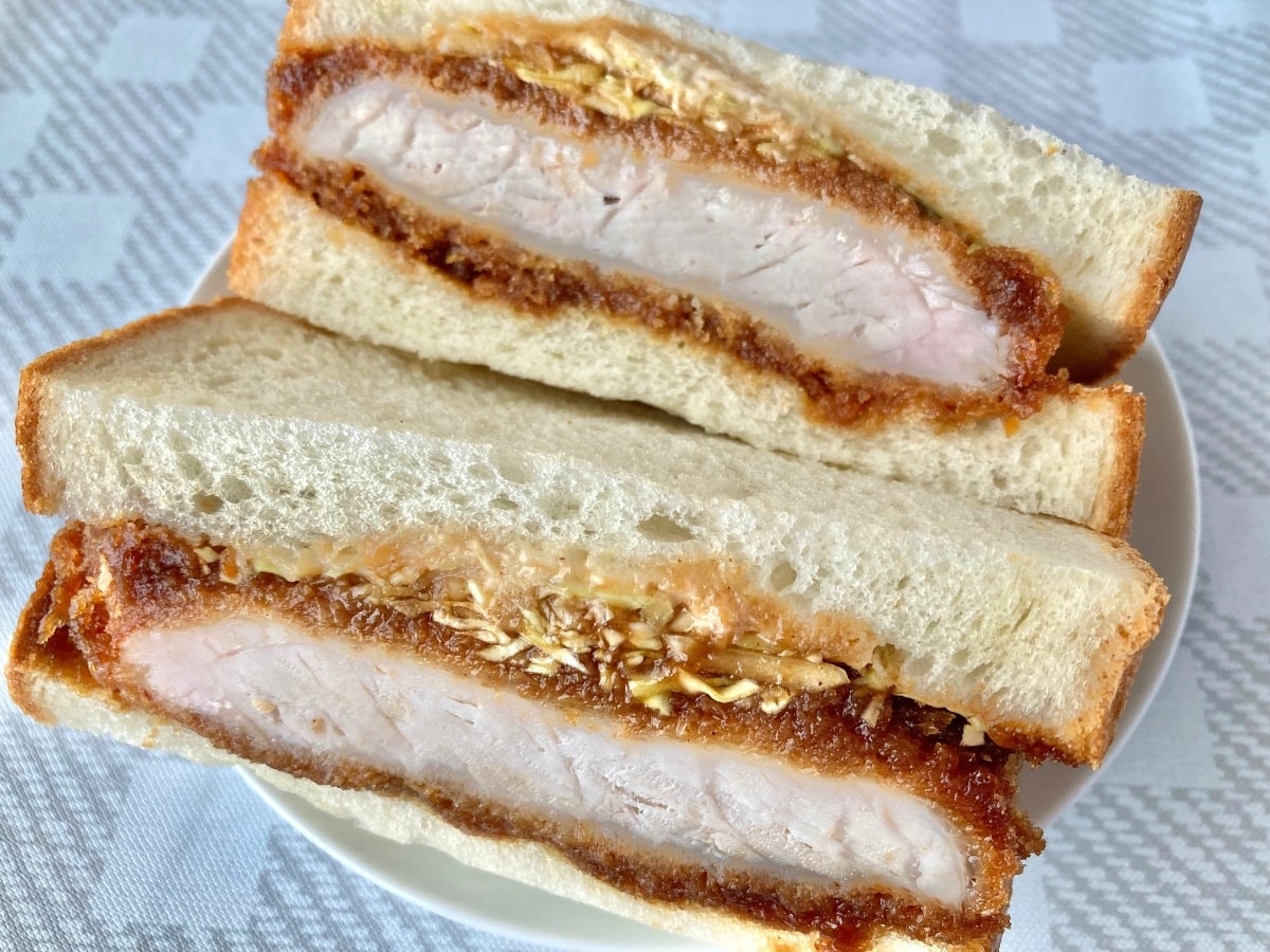 ローソンの「ごちそうサンドロースとんかつ」