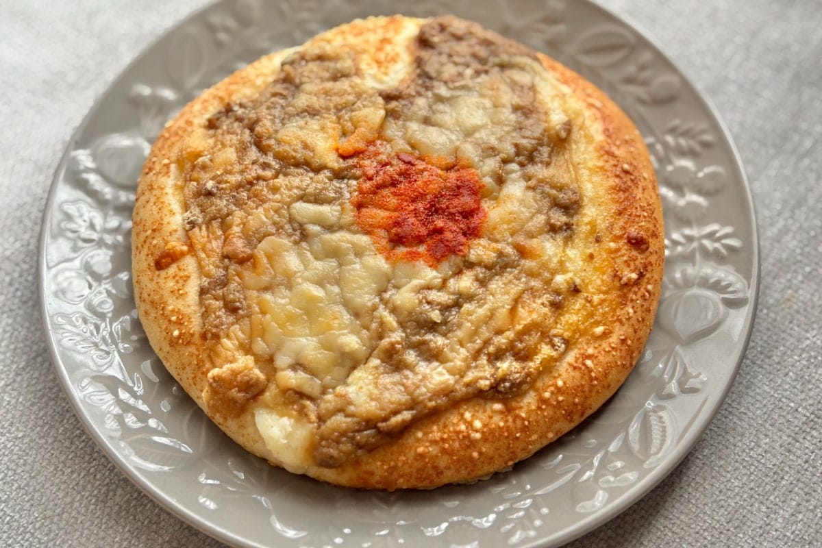 セブンの「キーマカレーとポテトのパン」