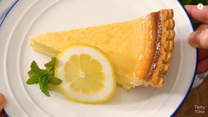 コストコの巨大チーズタルトは直径30cmで1280円！冷凍保存もできてコスパ◎