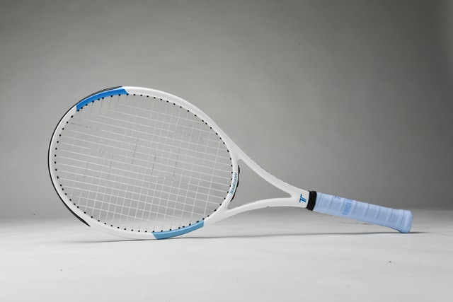 オールラウンド型テニスラケット『Pius.Code』