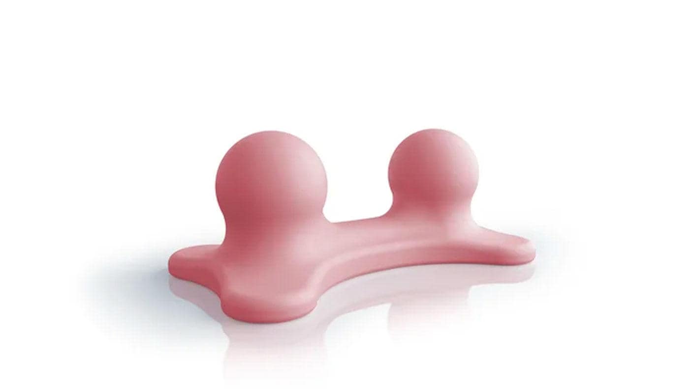 寝転がるだけで体のコリがスッキリ【ピンポイント指圧代用器～Double Dude】