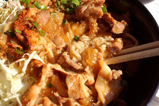 生姜焼きのタレで米がしっとり