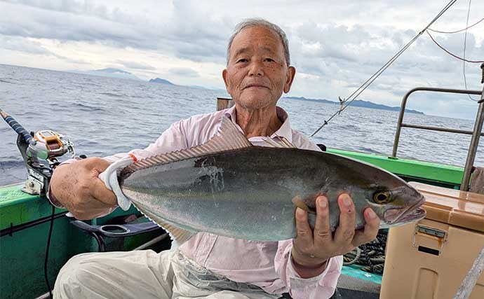 【沖釣り釣果速報】落とし込み釣りでヒラマサ107cm浮上!エサ付き抜群で青物ラッシュ!(福岡)