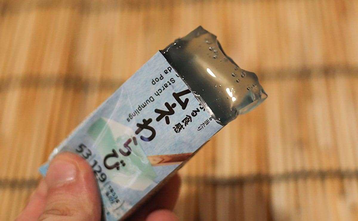 【セブン】ワンハンドで食べられる“さわやか系”わらび餅登場!