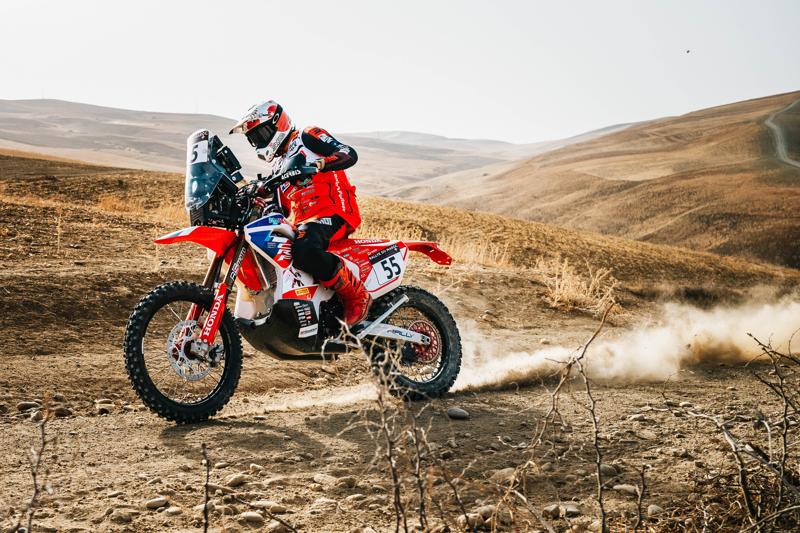 藤原慎也「ダカール・ラリー」参戦壮行会で唯一の日本人ライダーとしての「決意」を語る!